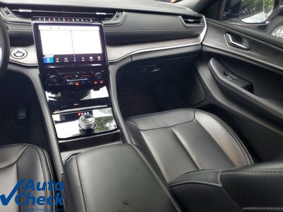 2025 Jeep Grand Cherokee Limited 4x2
