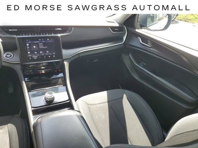 2023 Jeep Grand Cherokee Laredo