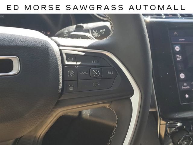 2023 Jeep Grand Cherokee Laredo