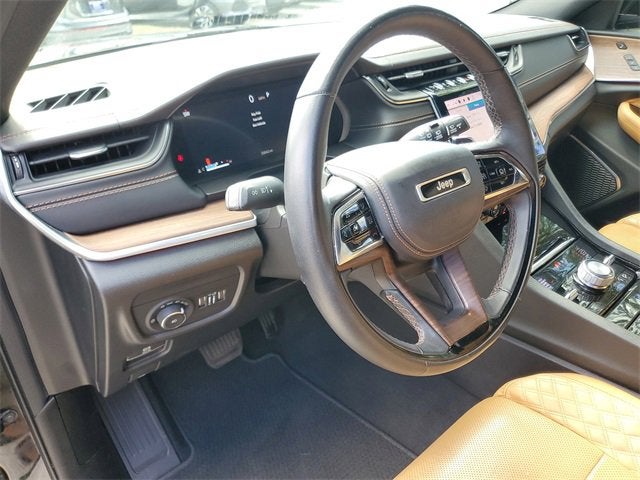 2022 Jeep Grand Cherokee Summit