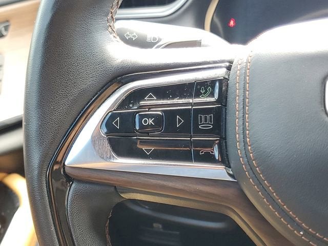 2022 Jeep Grand Cherokee Summit