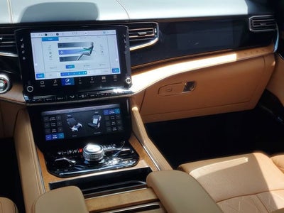 2023 Jeep Grand Wagoneer Series III
