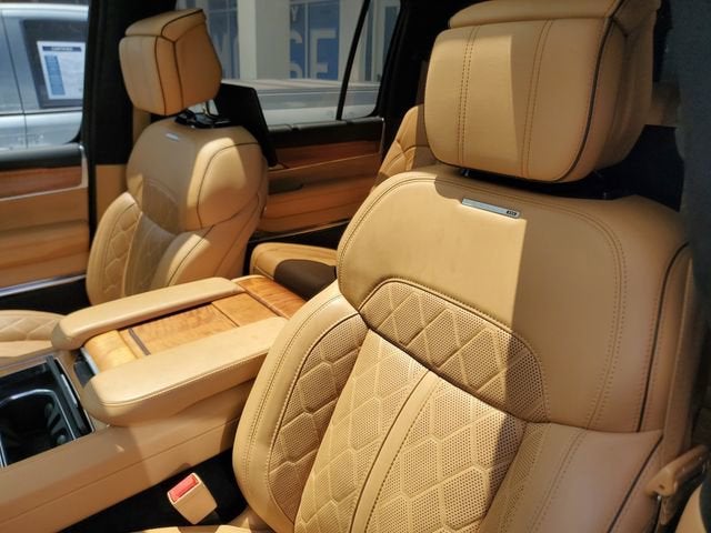 2023 Jeep Grand Wagoneer Series III