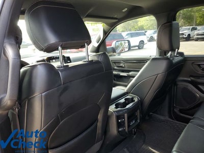 2022 RAM 1500 Laramie Crew Cab 4x2 5'7" Box
