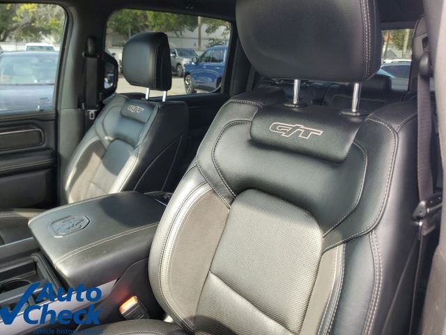 2022 RAM 1500 Laramie Crew Cab 4x2 5'7" Box