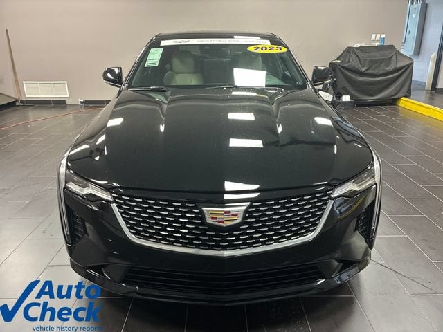 2025 Cadillac CT4 Luxury