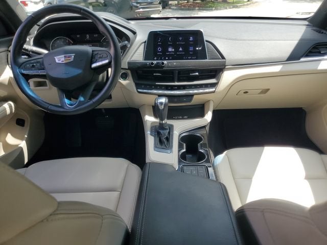 2023 Cadillac CT4 Luxury