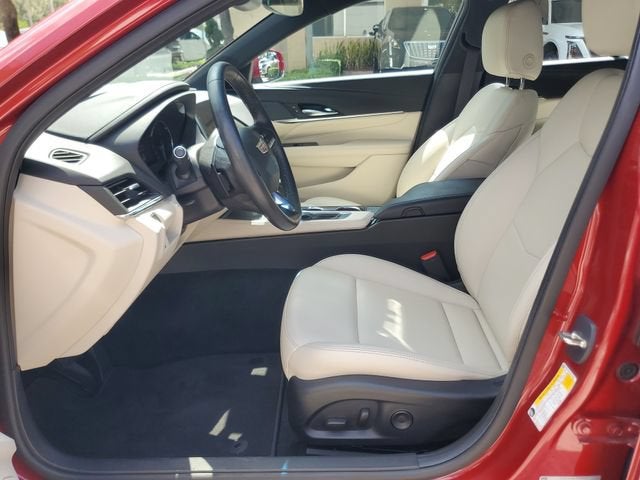 2023 Cadillac CT4 Luxury