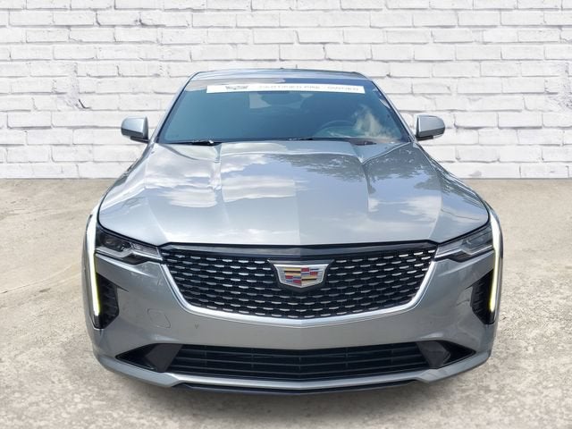 2023 Cadillac CT4 Luxury