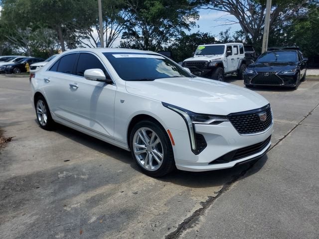 2025 Cadillac CT4 Luxury