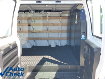 2025 Chevrolet Express Cargo WT