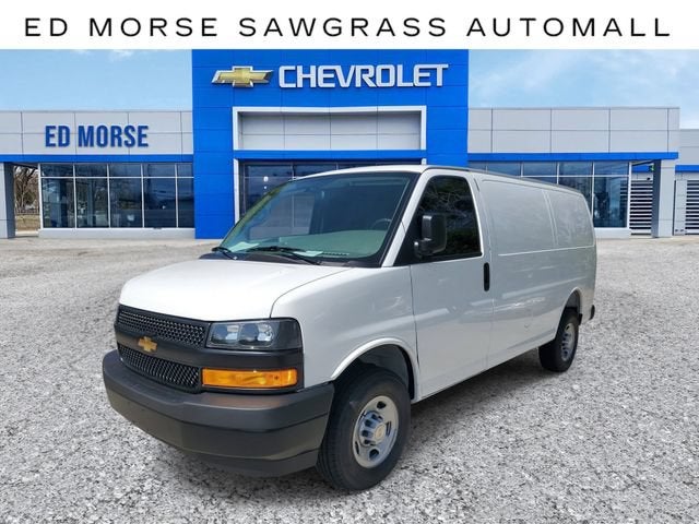 2026 Chevrolet Express Cargo WT
