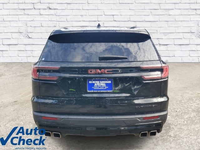 2024 GMC Acadia Elevation