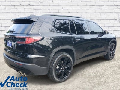 2024 GMC Acadia Elevation
