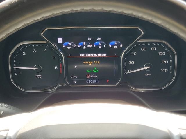 2021 GMC Yukon SLT