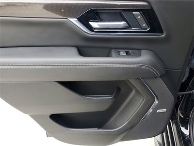 2025 GMC Yukon Elevation