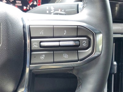 2025 GMC Yukon Elevation