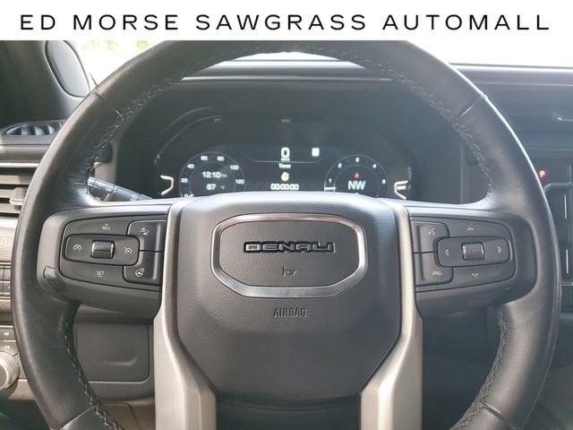 2022 GMC Yukon XL Denali