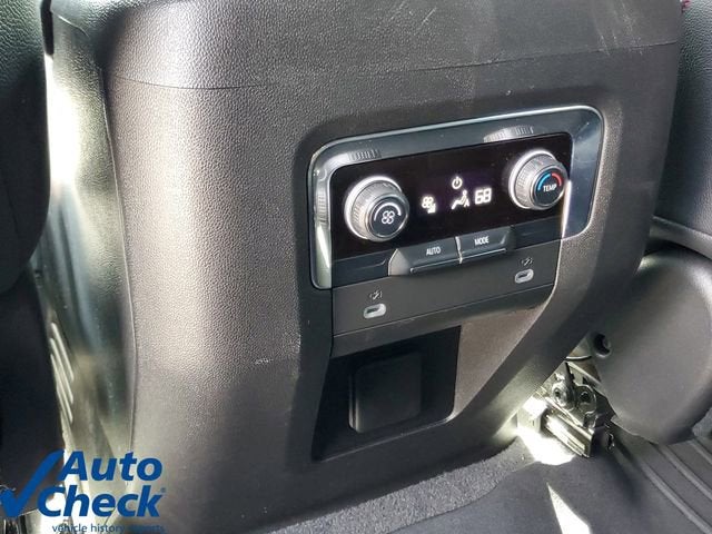 2023 Chevrolet Suburban LS