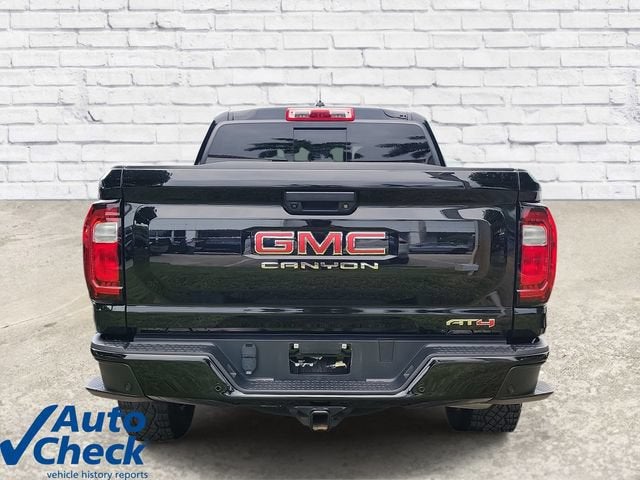 2024 GMC Canyon AT4