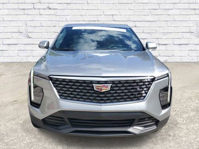 2024 Cadillac XT4 Luxury