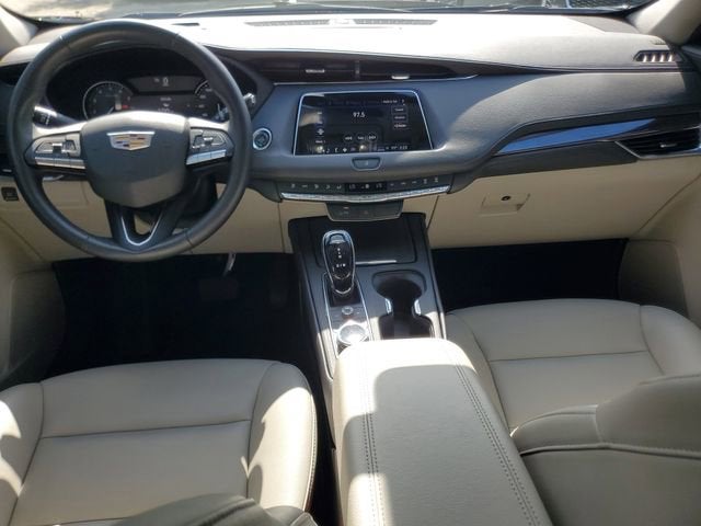 2023 Cadillac XT4 Luxury