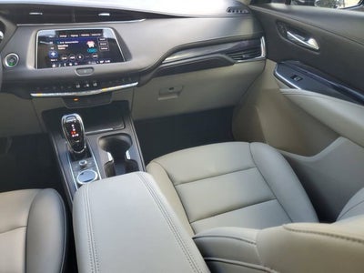 2023 Cadillac XT4 Luxury