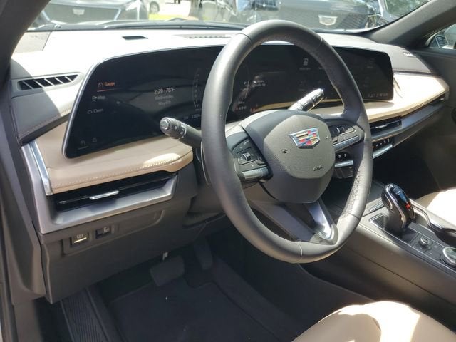 2024 Cadillac XT4 Luxury