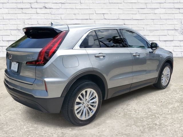 2024 Cadillac XT4 Luxury