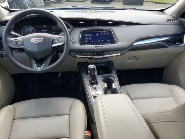 2023 Cadillac XT4 Luxury
