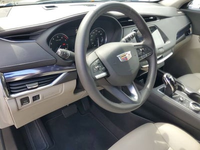 2023 Cadillac XT4 Luxury