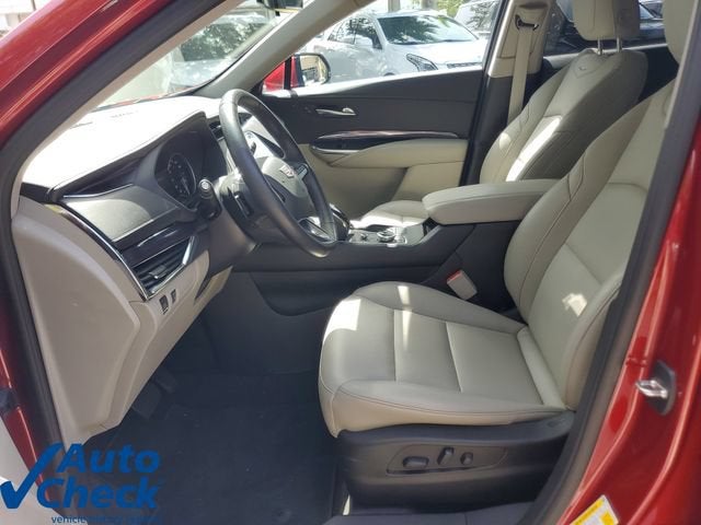 2023 Cadillac XT4 Luxury