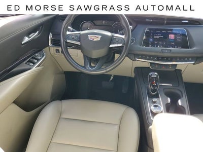 2023 Cadillac XT4 Luxury