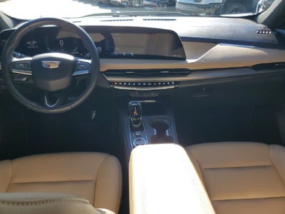 2024 Cadillac XT4 Luxury