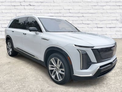 2026 Cadillac VISTIQ Luxury