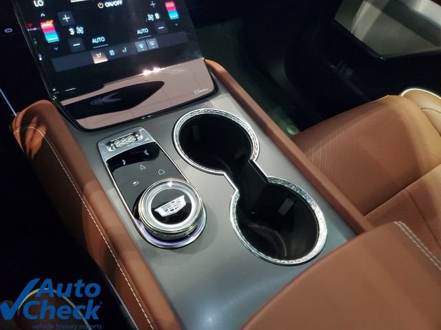 2027 Cadillac VISTIQ Platinum
