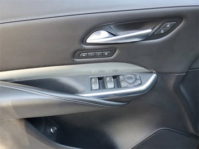 2022 Cadillac XT4 Premium Luxury