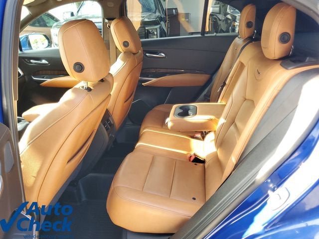 2022 Cadillac XT4 Premium Luxury