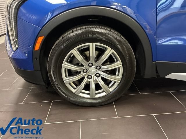2022 Cadillac XT4 Premium Luxury
