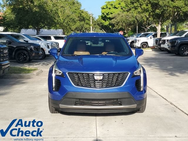 2022 Cadillac XT4 Premium Luxury
