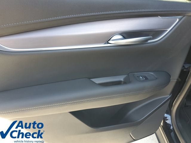2023 Cadillac XT5 Luxury