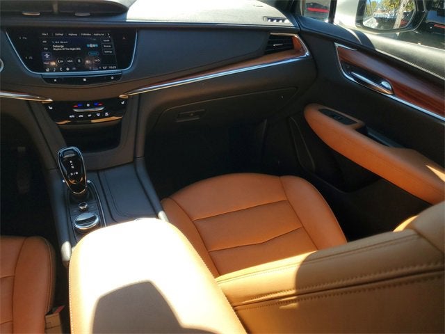 2021 Cadillac XT5 Premium Luxury