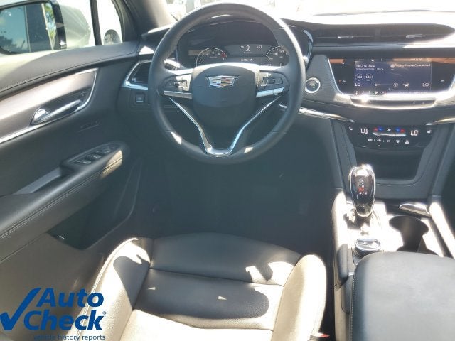 2024 Cadillac XT6 Luxury