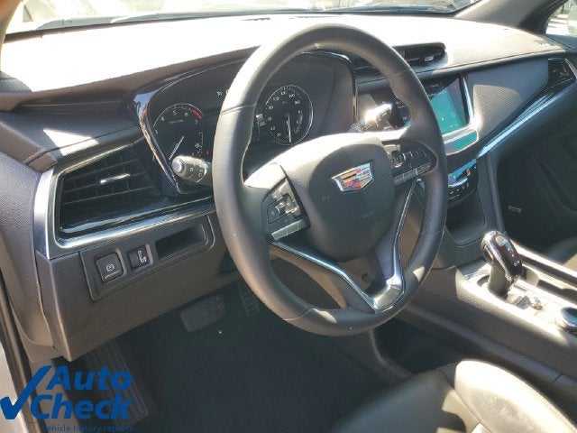 2024 Cadillac XT6 Luxury