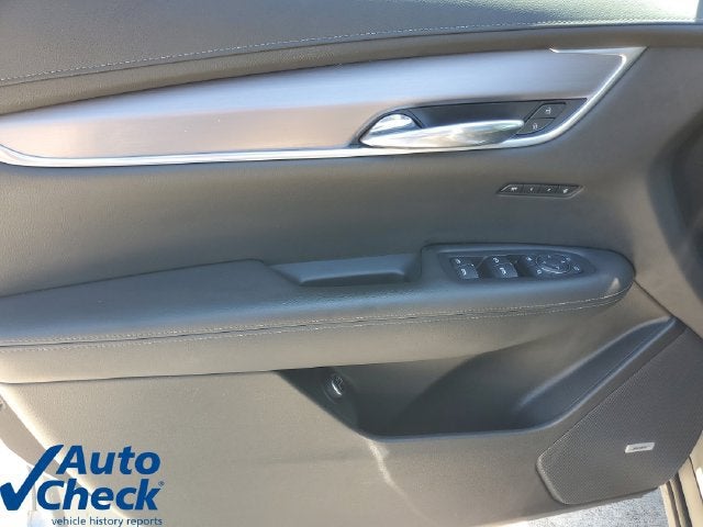 2024 Cadillac XT6 Luxury