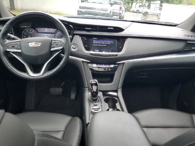 2024 Cadillac XT6 Luxury