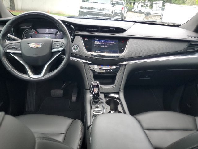 2024 Cadillac XT6 Luxury