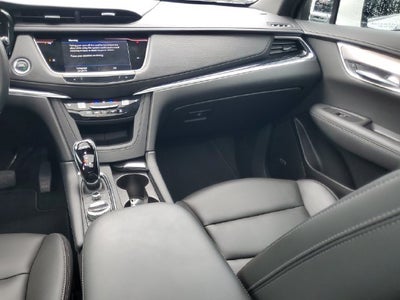 2024 Cadillac XT6 Luxury