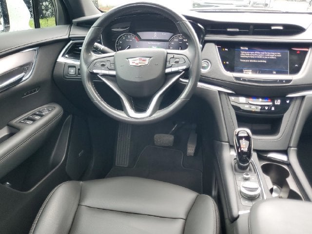 2024 Cadillac XT6 Luxury