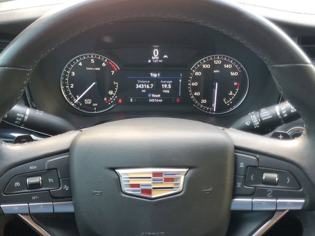 2024 Cadillac XT6 Luxury